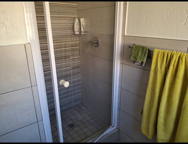 4 BEDROOM FREEHOLD FOR SALE IN RAVENSWOOD